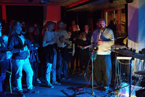 Exchampion, Zement + Schnelles Geld