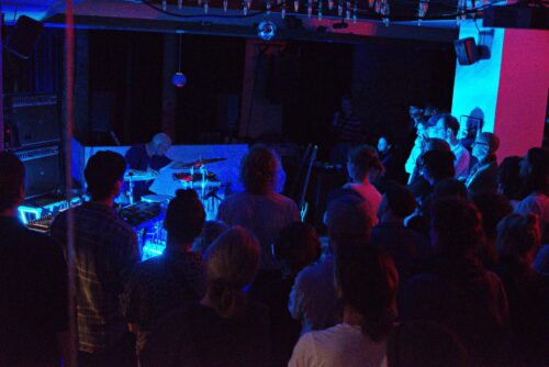 Exchampion, Zement + Schnelles Geld